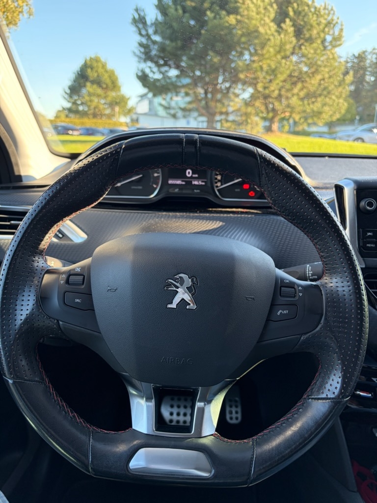 Peugeot 208 2016, bild 4/5