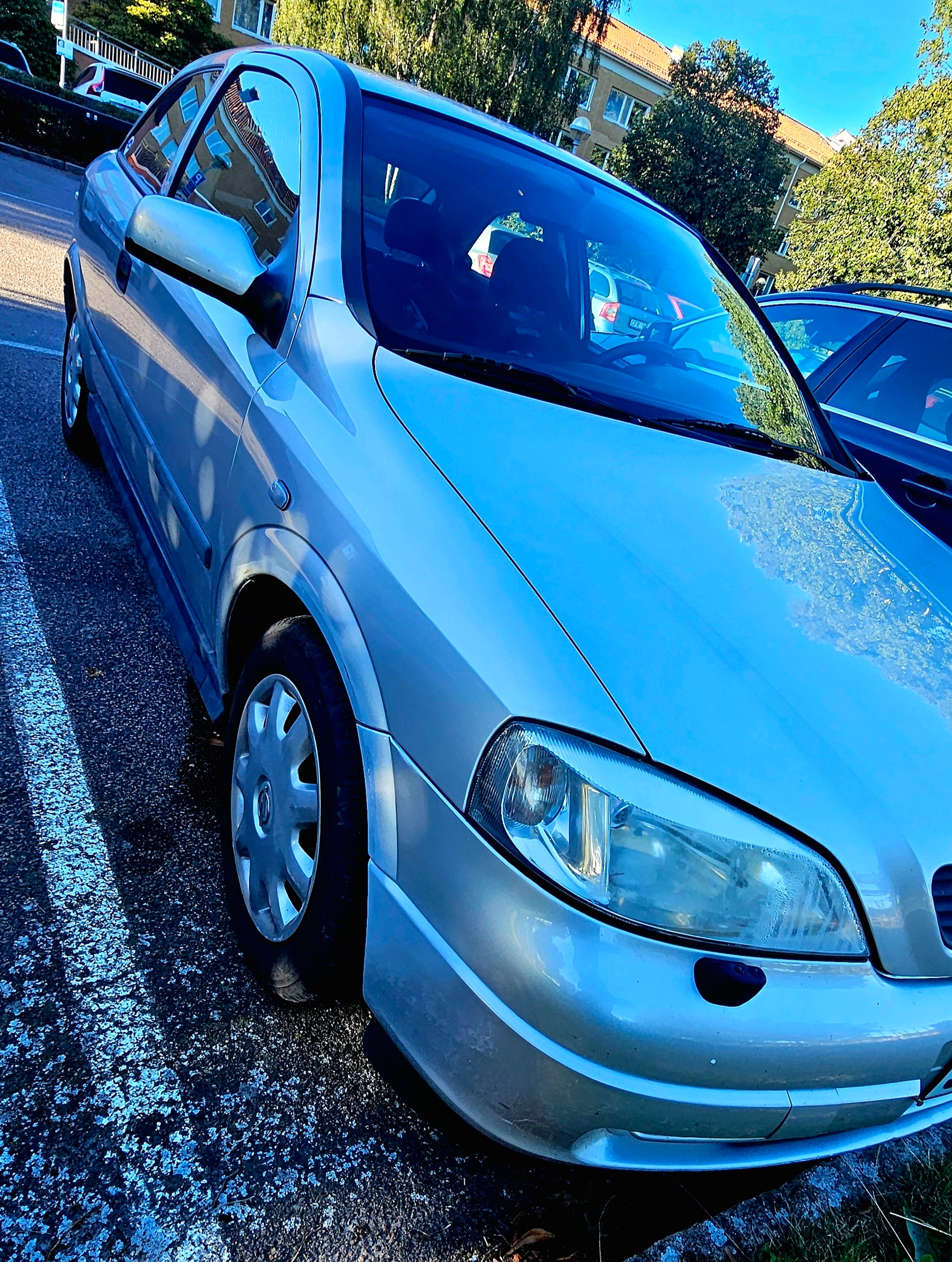 Opel Astra 3-dörrar 1.4i Manuell 2001, bild 3/5
