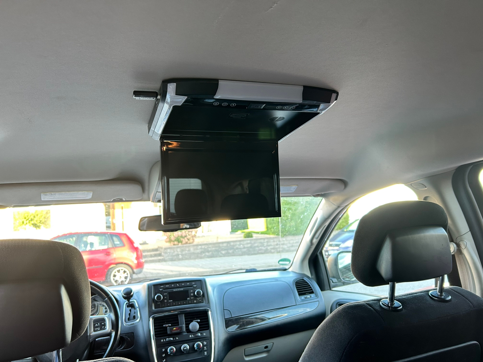 Dodge Grand Caravan 2012, bild 7/8