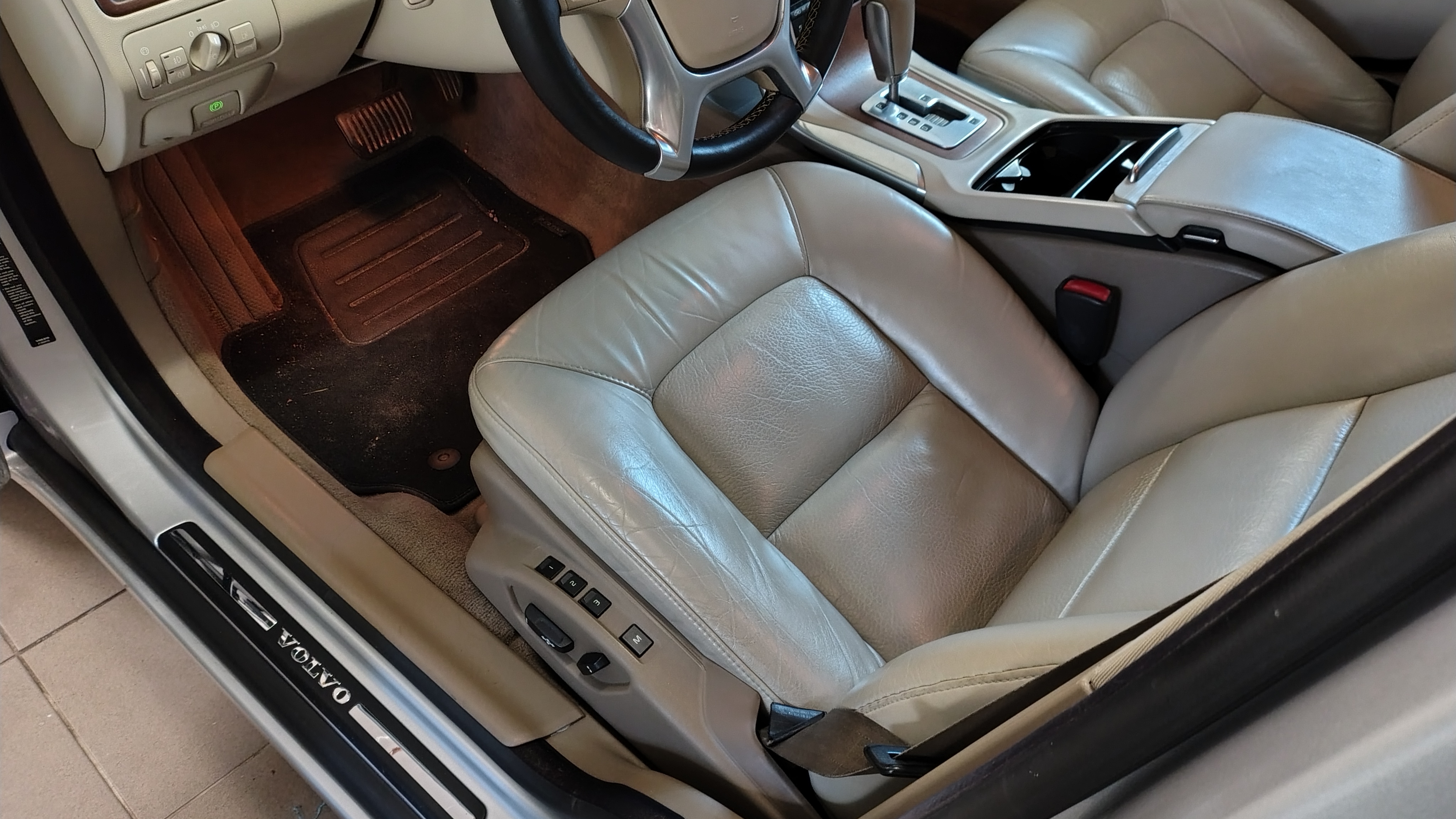 Volvo S80 (NA) 3.2 Geartronic 2010, kuva 5/10