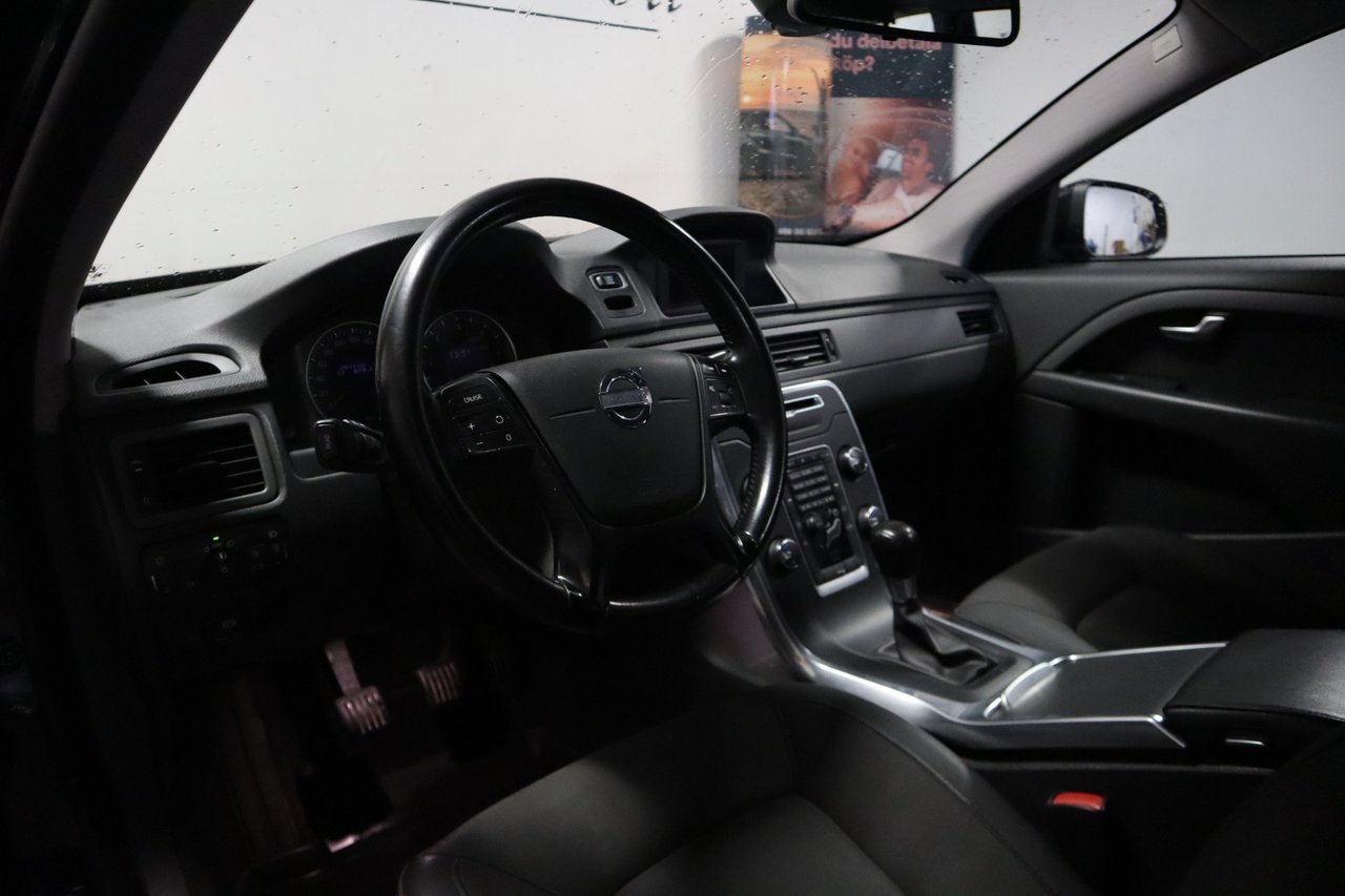Volvo V70 D3 Kinetic Euro 5 DRAGKROK 2012, bild 7/10