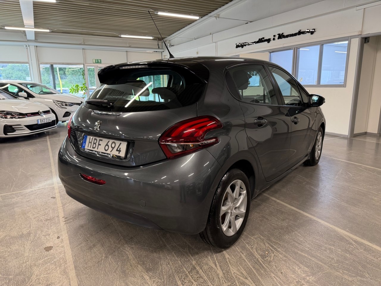 Peugeot 208 1.2 PureTech 82 Automat 2015, bild 3/10