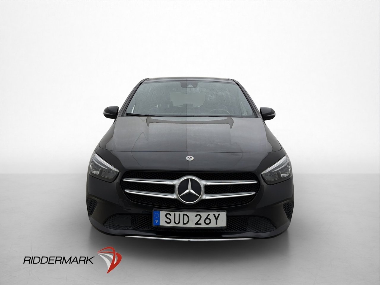 Mercedes-Benz B 180 136hk Halvskinn 2019, bild 2/25