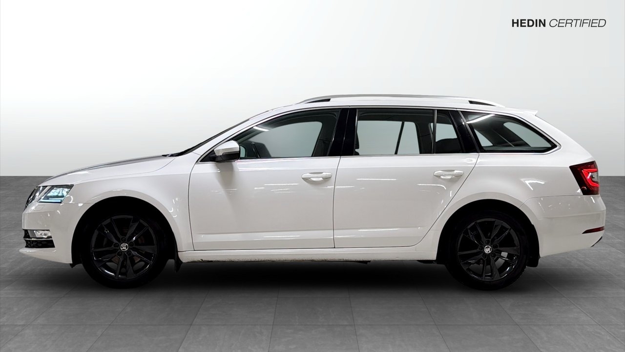 Skoda Octavia 2019, bild 6/10