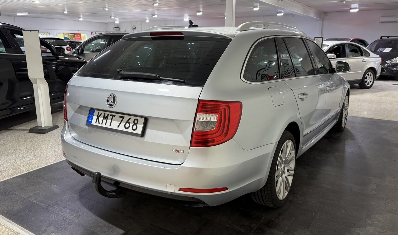 Skoda Superb 2014, bild 6/10