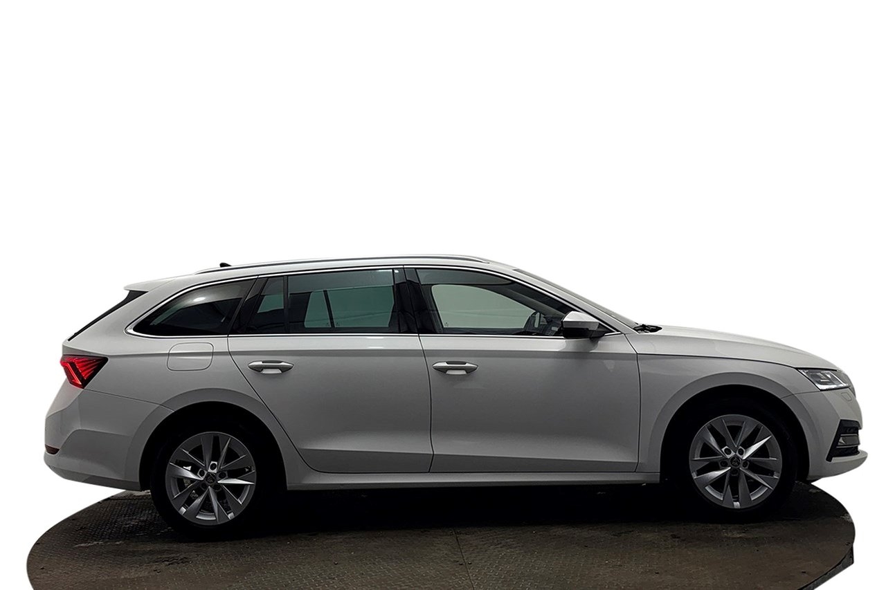 Skoda Octavia 2023, bild 5/38