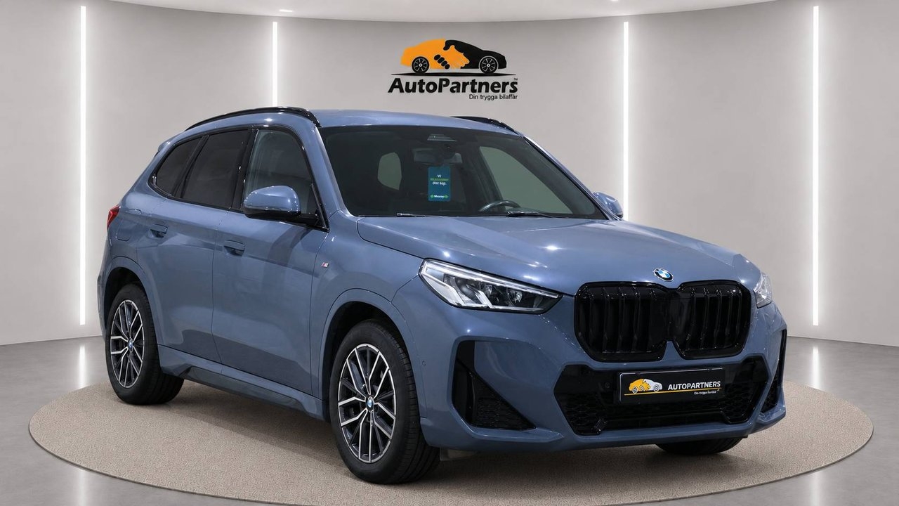 BMW X1 sDrive18i Steptronic FULL M Sport 2023, bild 2/10