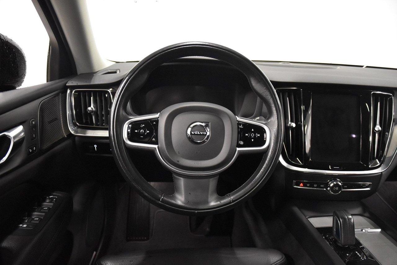 Volvo V60 Cross Country 2021, kuva 2/10