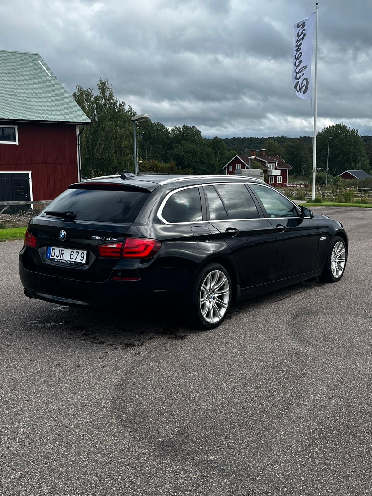 BMW 520 d M Performance Touring Manuell 2013, kuva 4/4