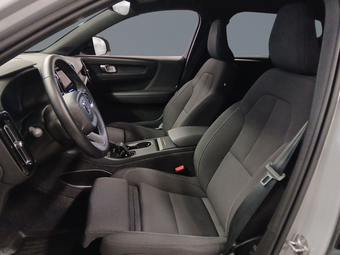 Volvo EX40 2025, kuva 7/10
