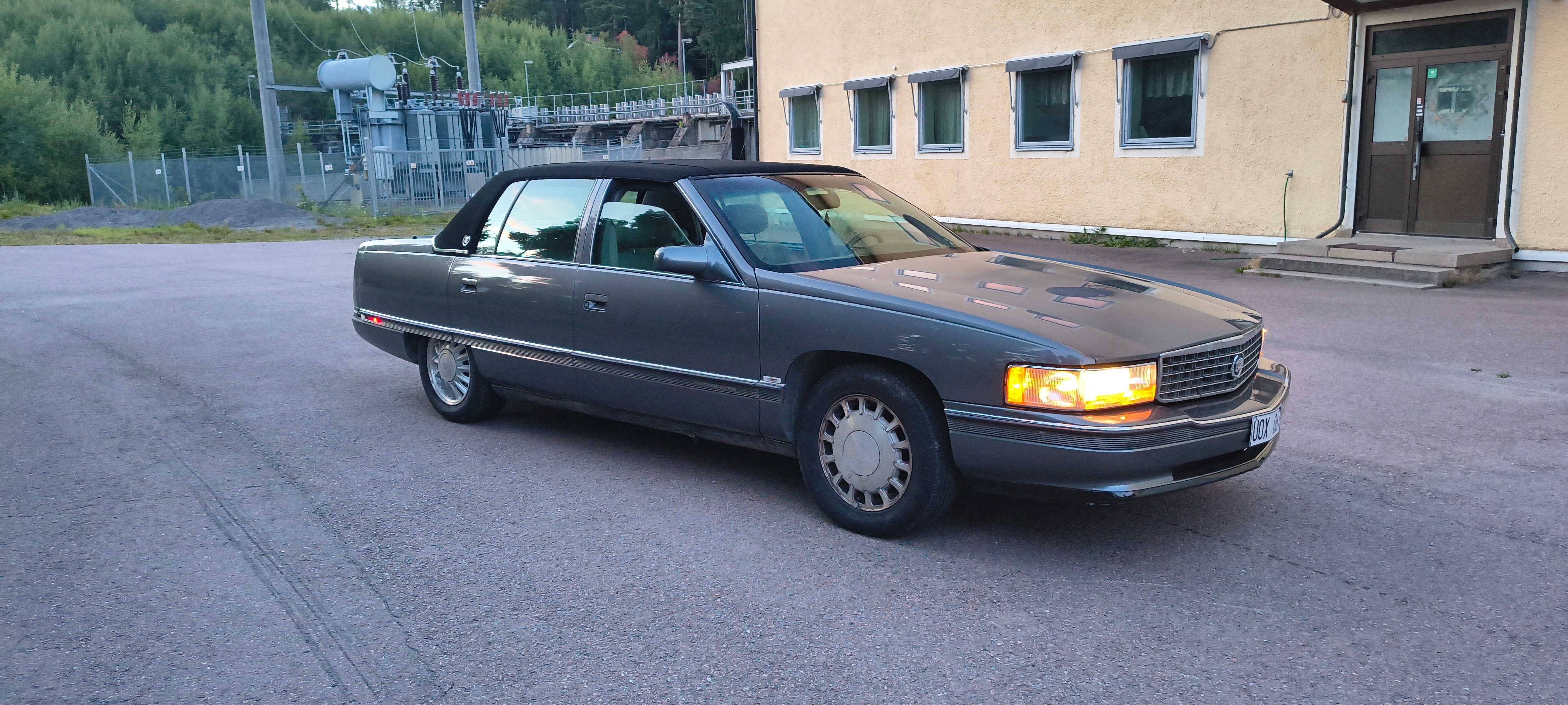 Cadillac De Ville 1994, kuva 4/10