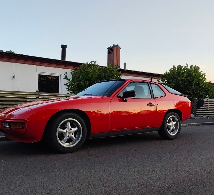 Porsche 924