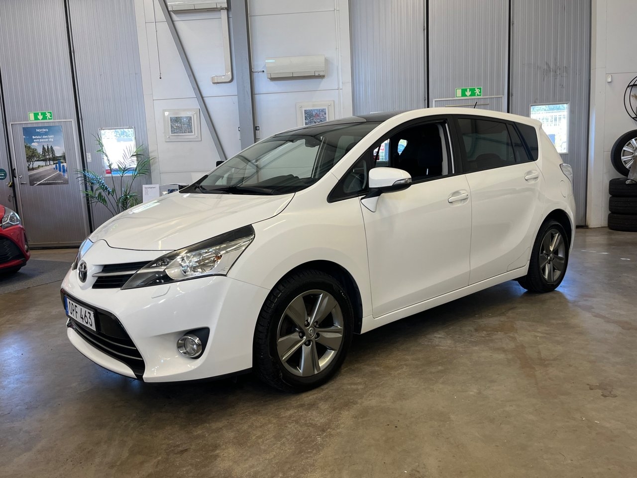 Toyota Verso 1.8 Valvematic Edition 50 2014, photo 6/10