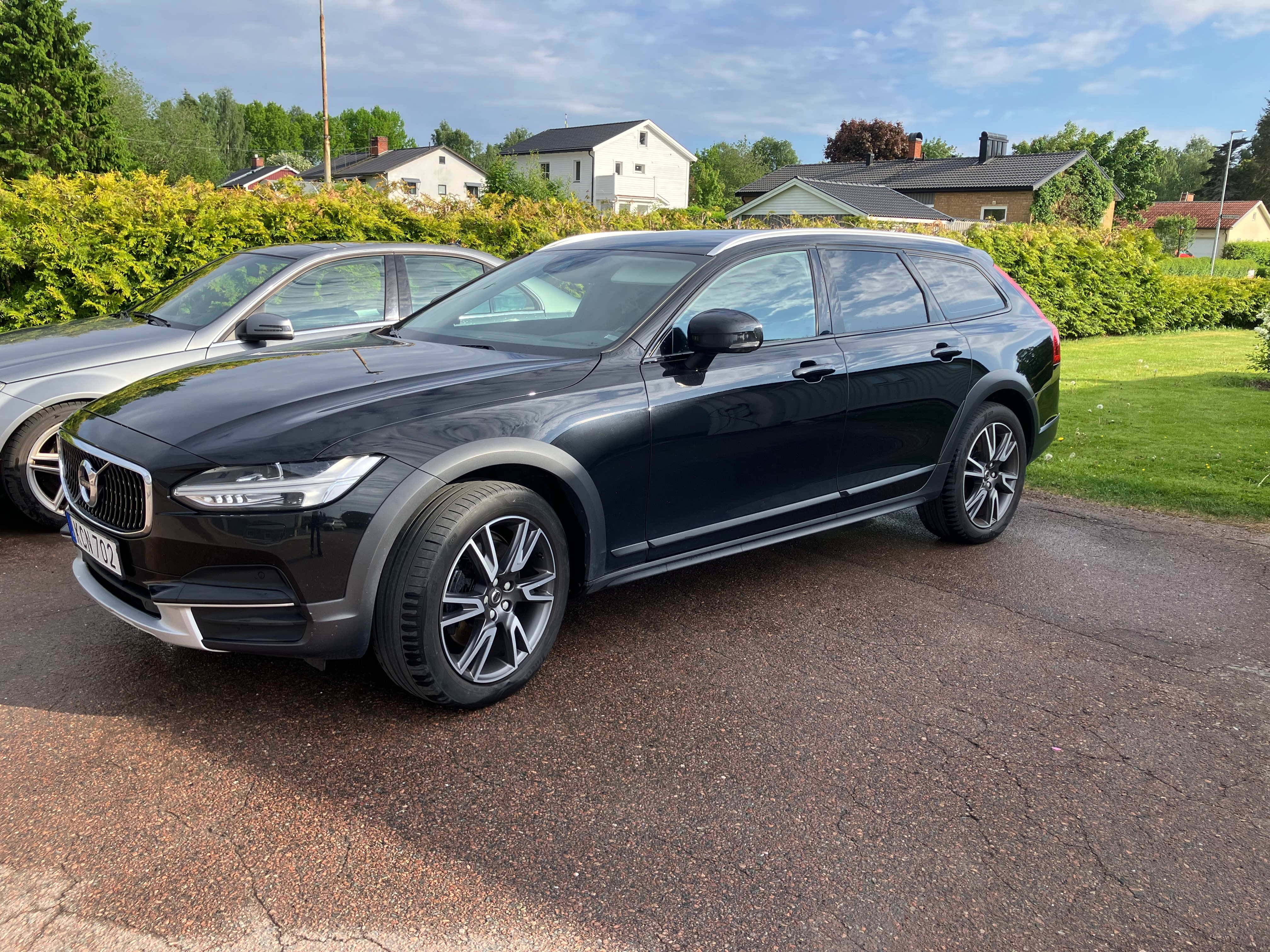 Volvo V90 Cross Country D4 AWD Manuell 2019, bild 2/7