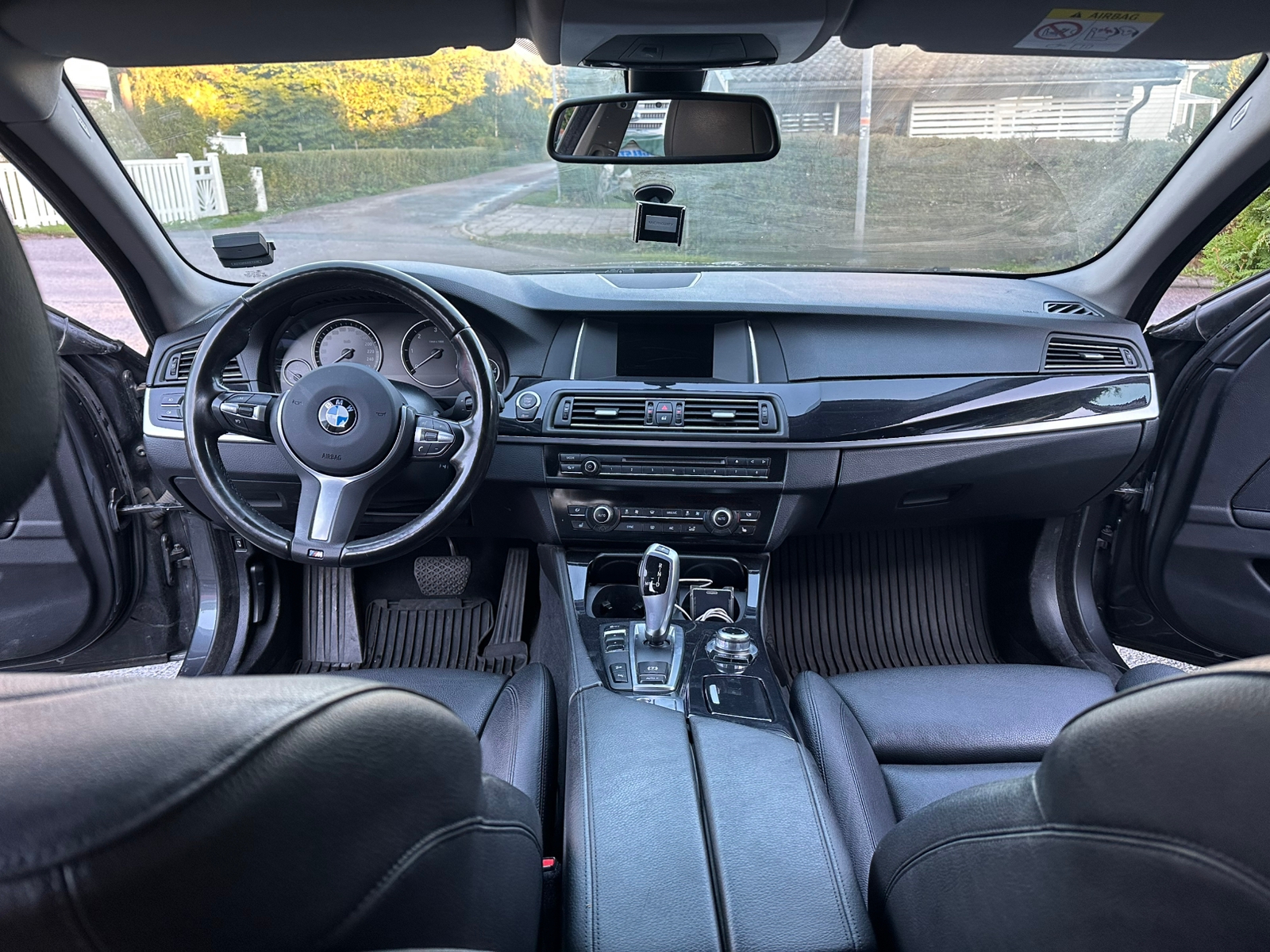BMW 520 d xDrive Touring Steptronic 2016, bild 6/10