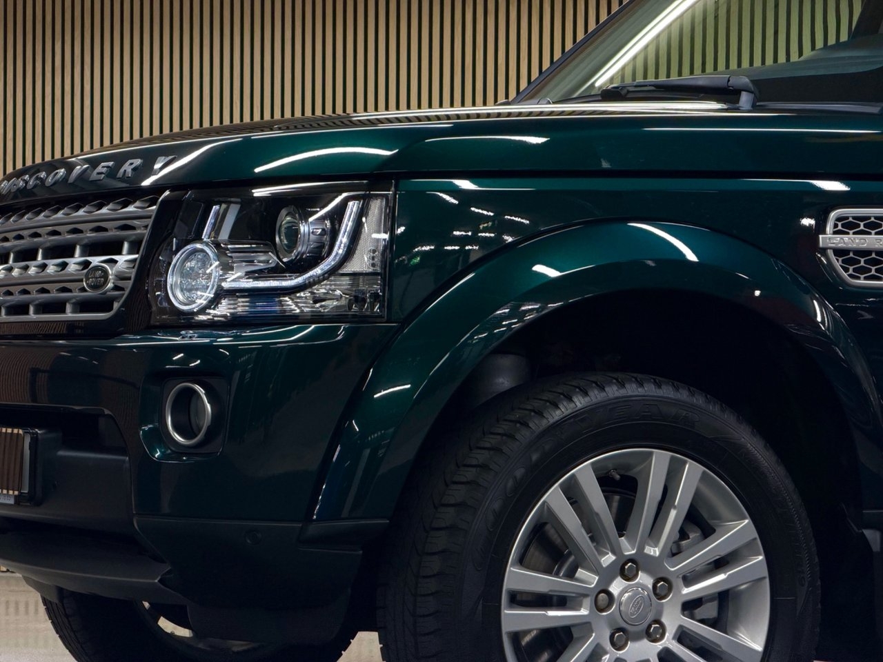 Land Rover Discovery 3.0 SDV6 HSE 2015, bild 4/10