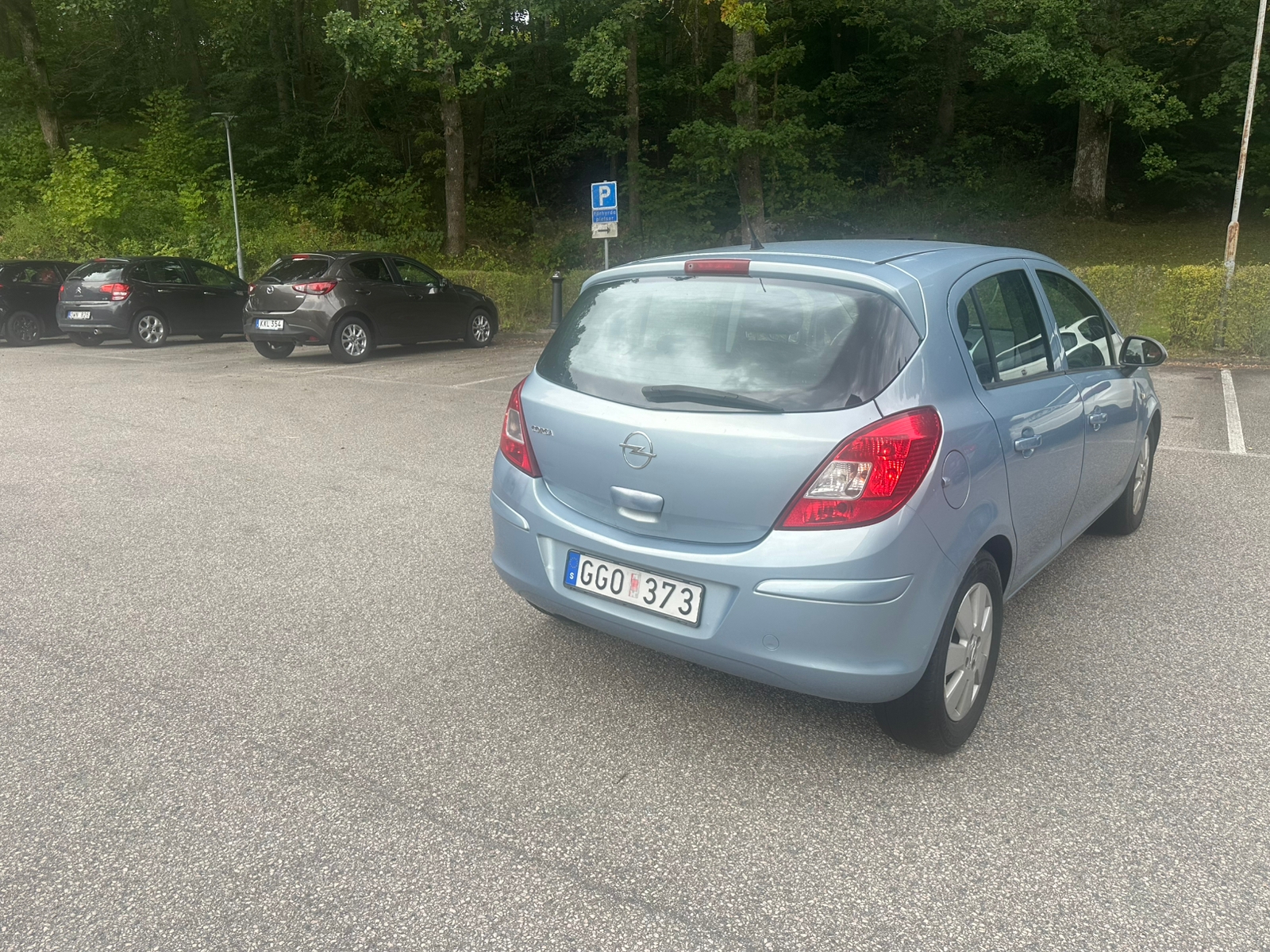 Opel Corsa 5-dörrar 1.4 Manuell 2009, bild 4/5