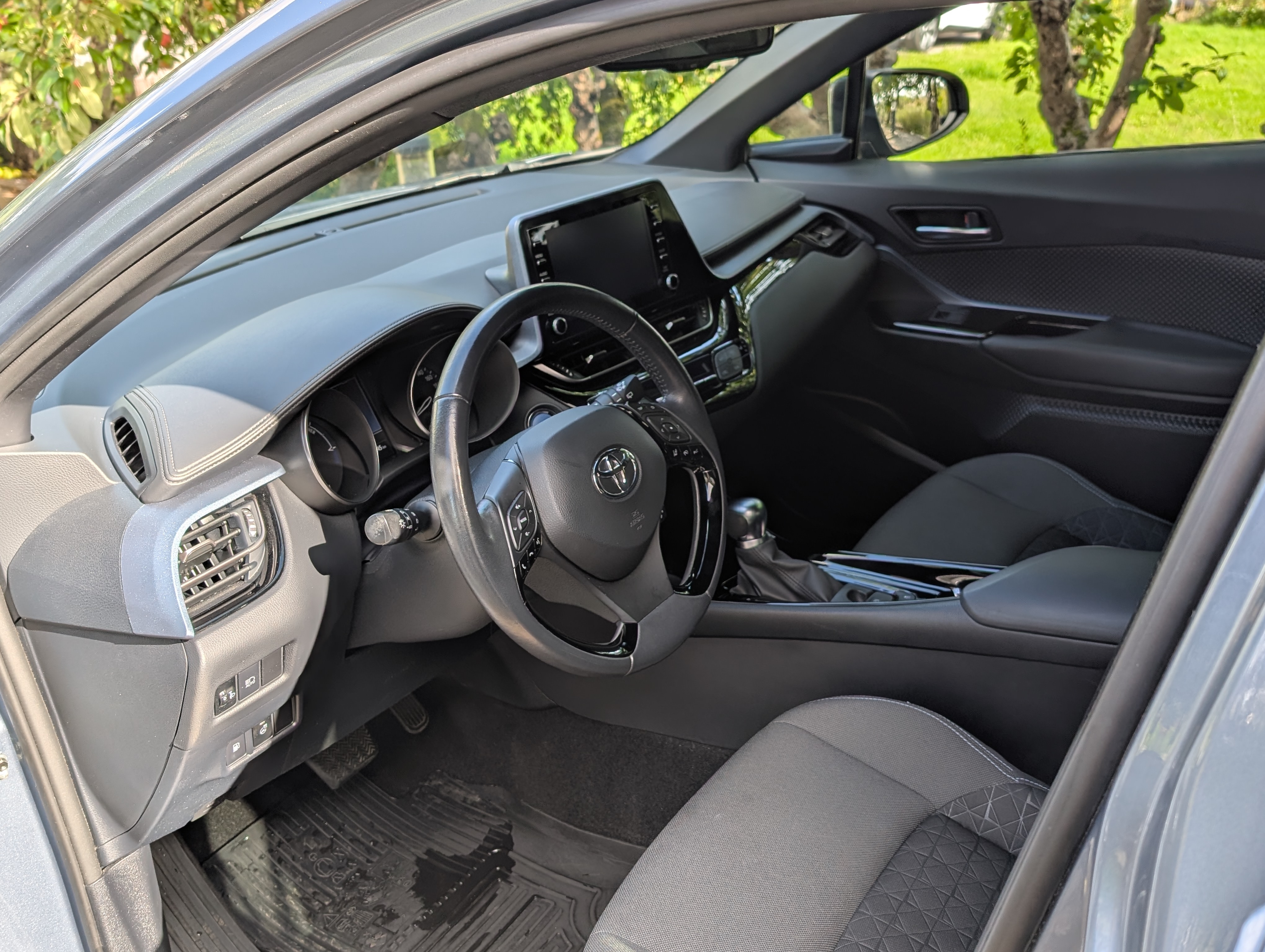 Toyota C-HR Hybrid CVT 2021, bild 5/8