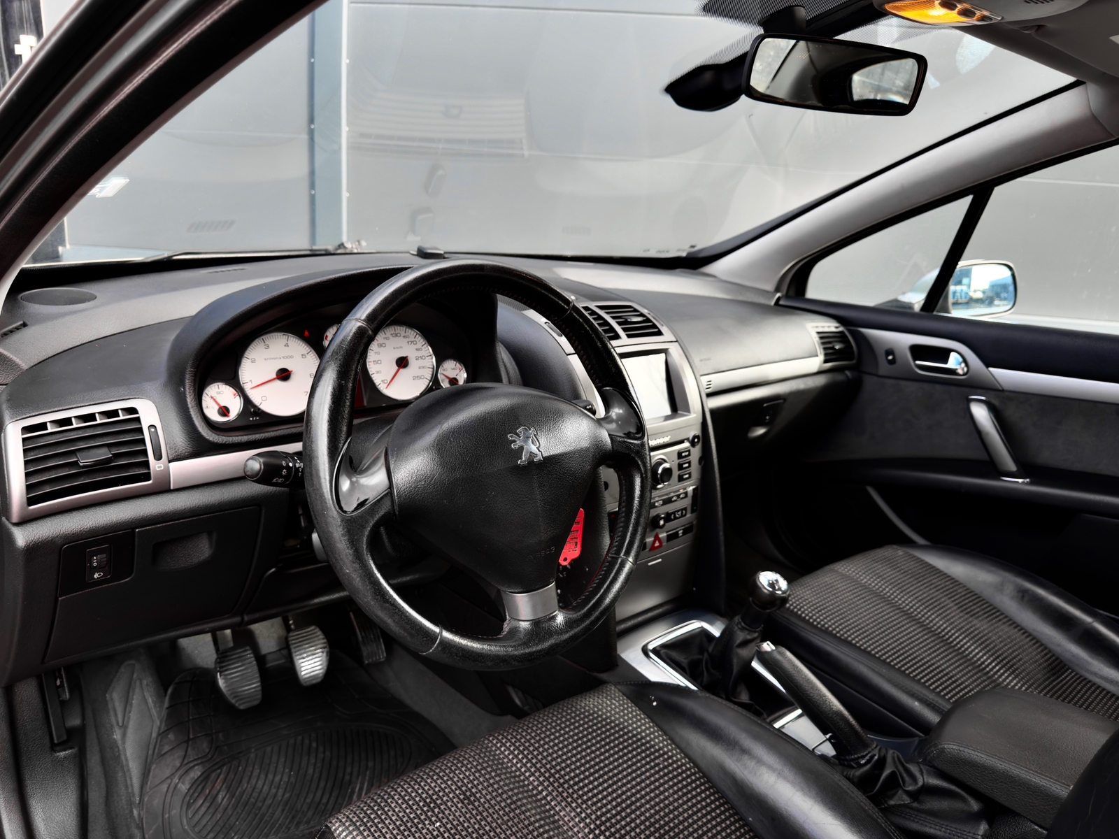 Peugeot 407 2.0 Manuell 2006, bild 5/6