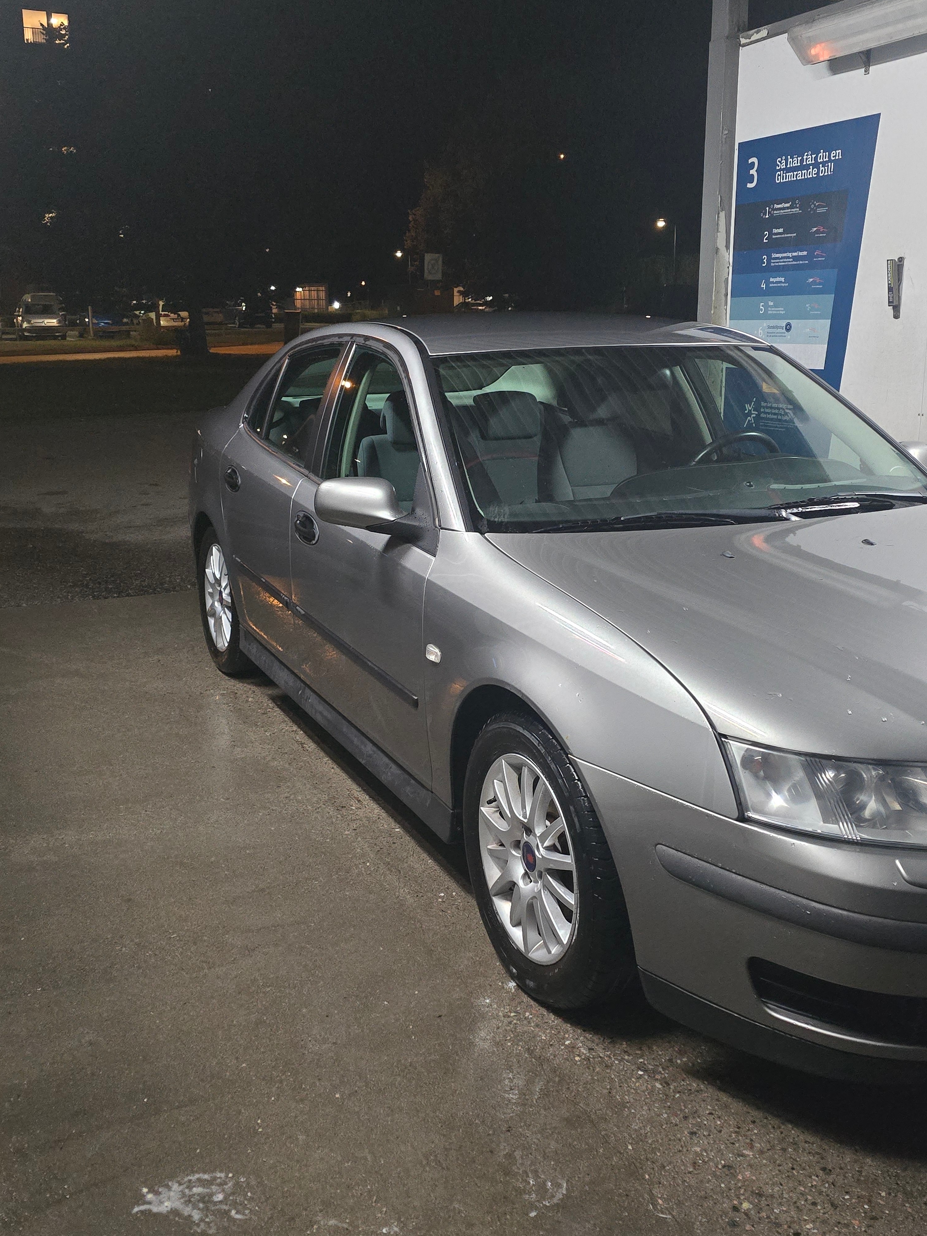 Saab 9-3 SportSedan 1.8t Manuell 2003, bild 3/7