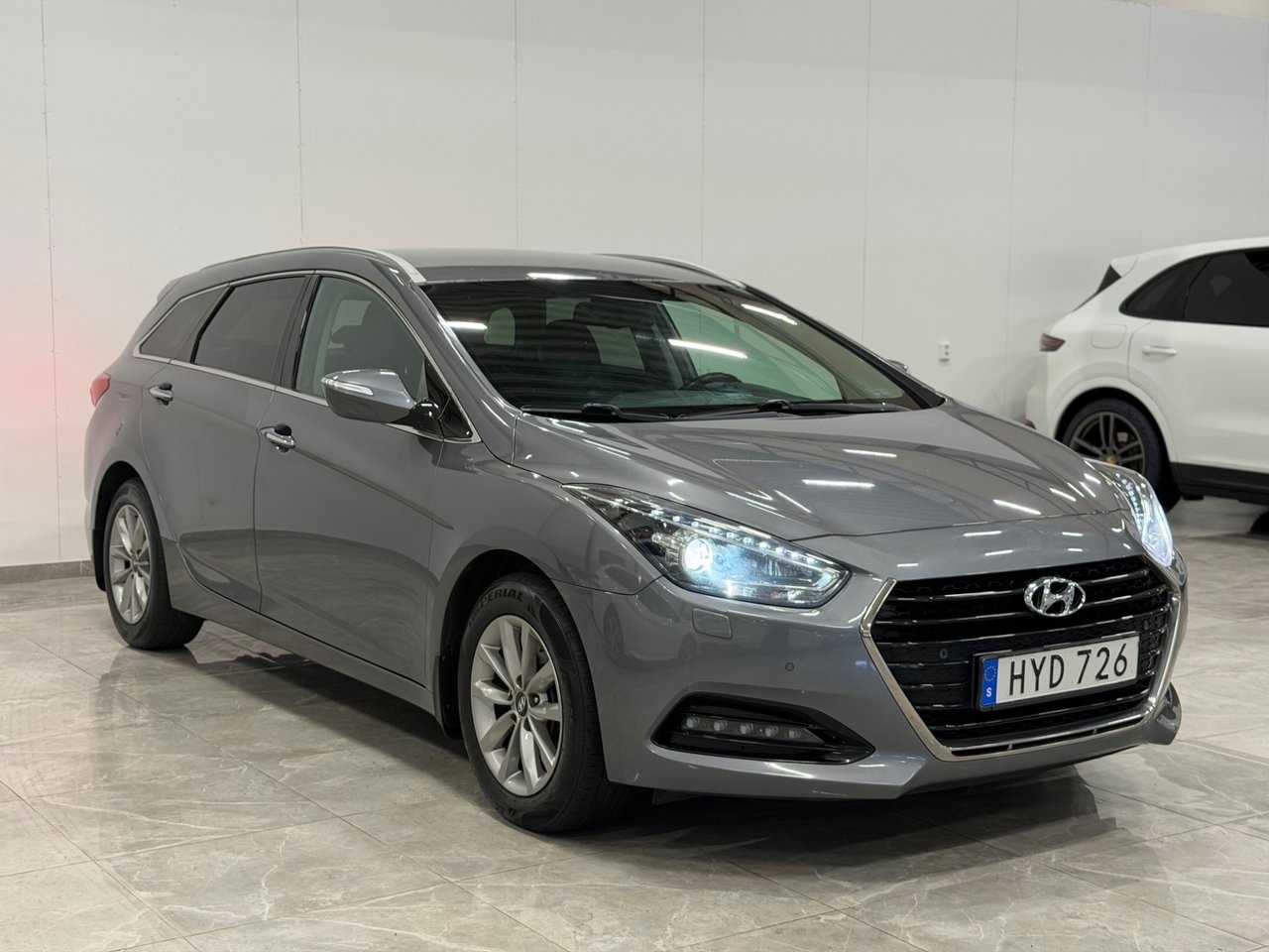 Hyundai i40 2017, kuva 2/10