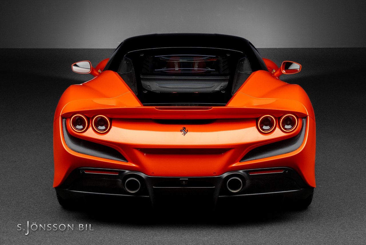 Ferrari F8 Tributo 2021, photo 6/30