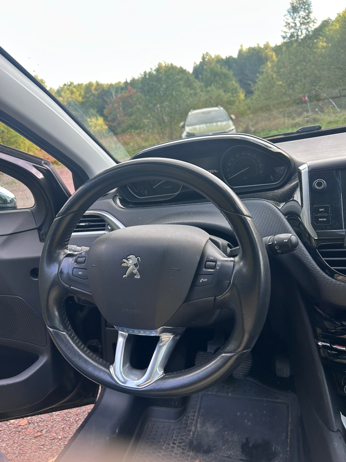 Peugeot 208 2017, bild 4/5