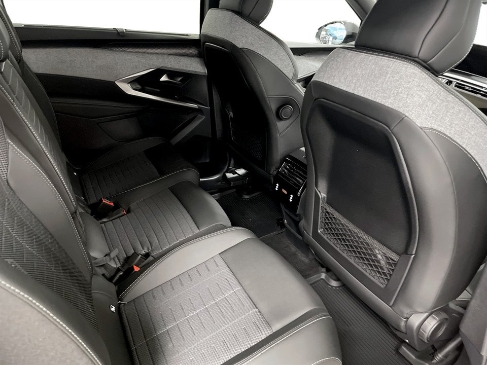 Peugeot 5008 GT Hybrid Aut 2026, bild 7/10