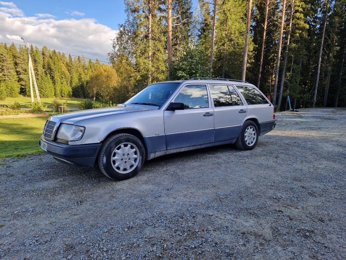 Mercedes-Benz 300