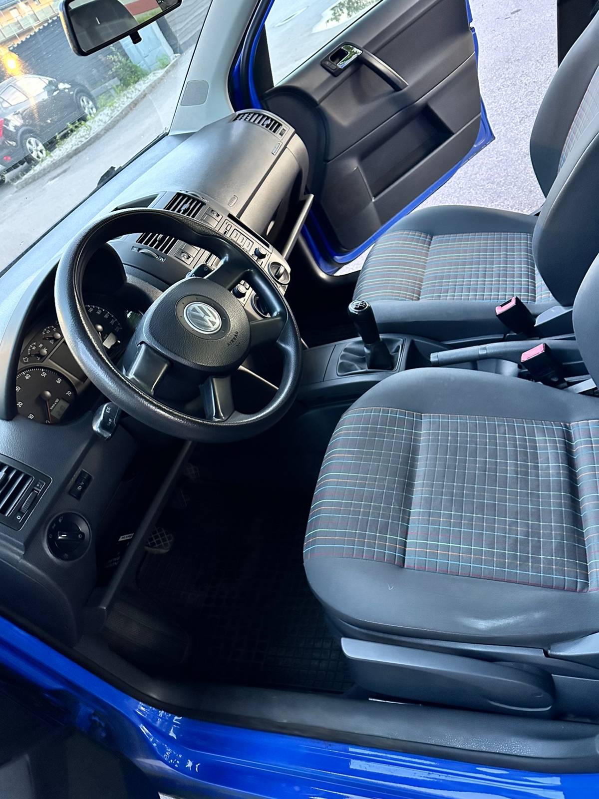 Volkswagen Polo 5-dörrar 1.2 Manuell 2006, photo 7/10