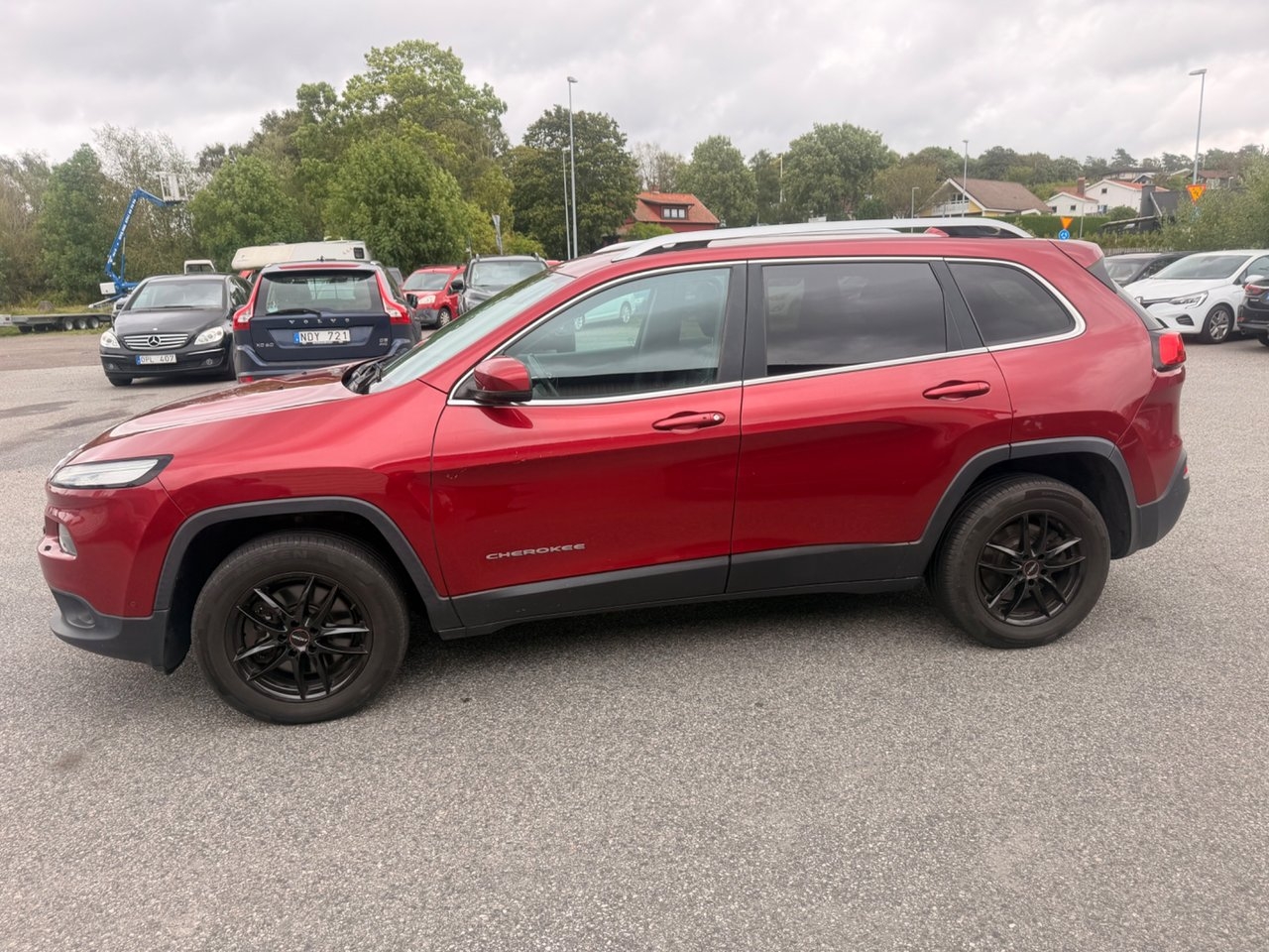 Jeep Cherokee 2015, kuva 7/31