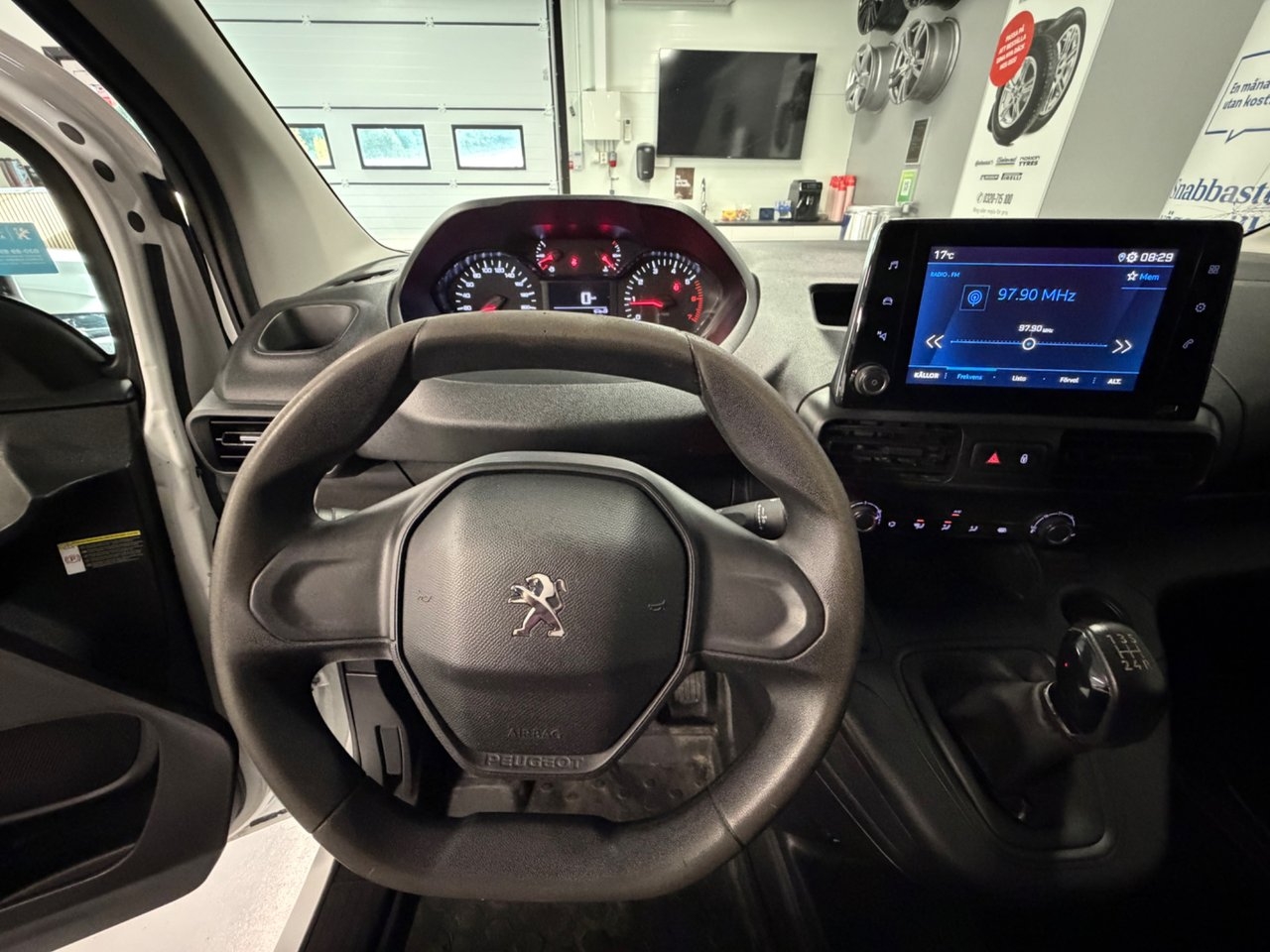 Peugeot Partner 2020, bild 5/10