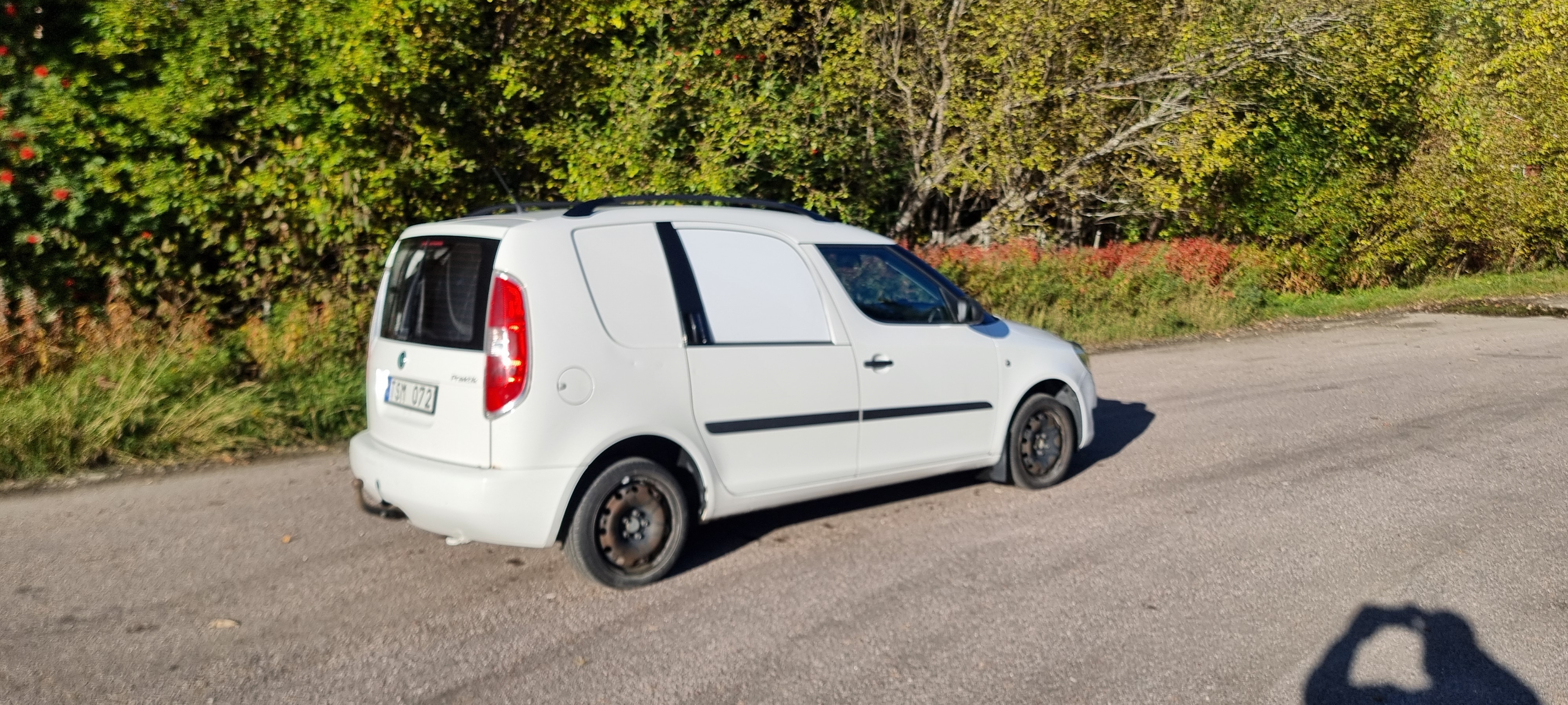 Skoda Roomster Praktik 1.6 TDI Manuell 2013, bild 2/5