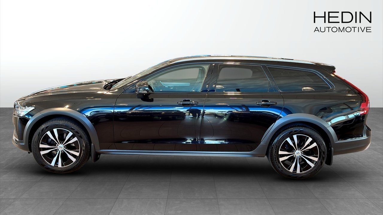 Volvo V90 Cross Country 2021, kuva 6/12