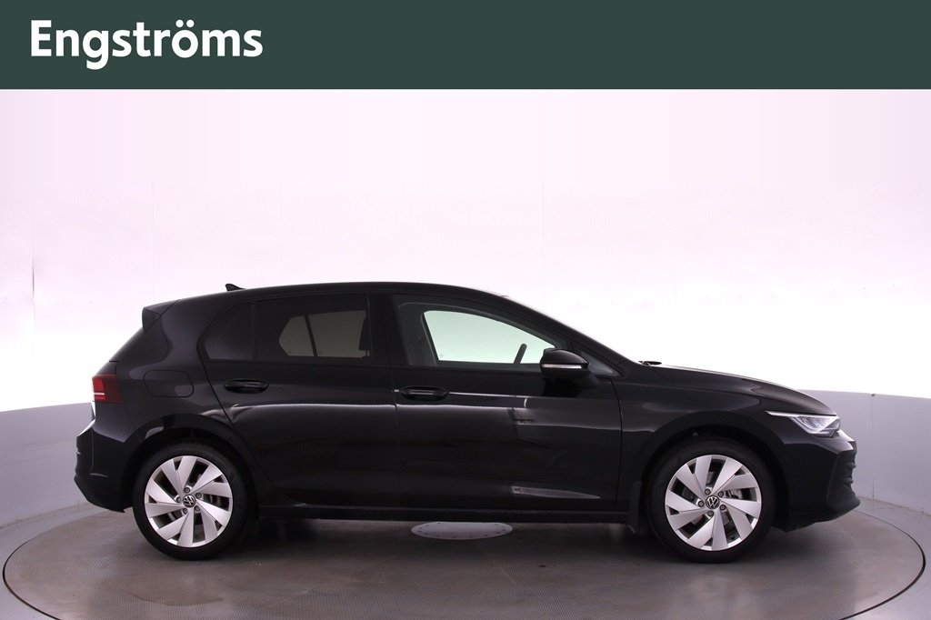 Volkswagen Golf 1.5 eTSI ACT OPF 2026, kuva 2/10
