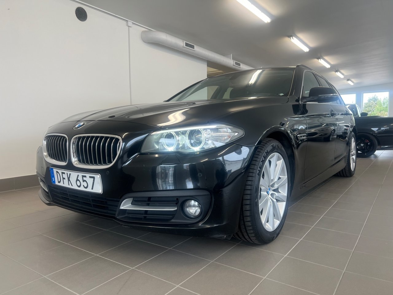 BMW 520 2016, bild 4/10