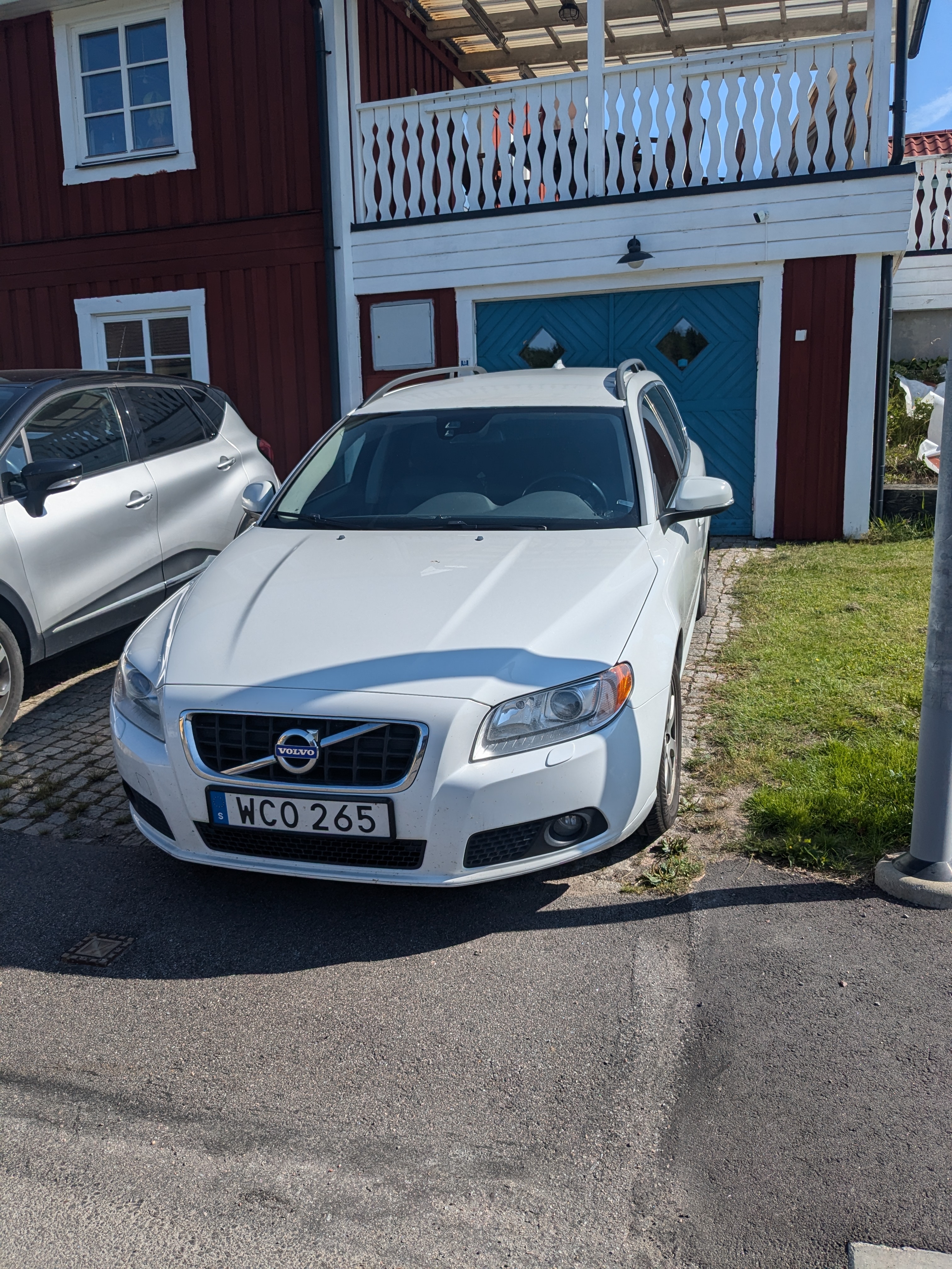 Volvo V70 D2 Manuell 2013, bild 2/7