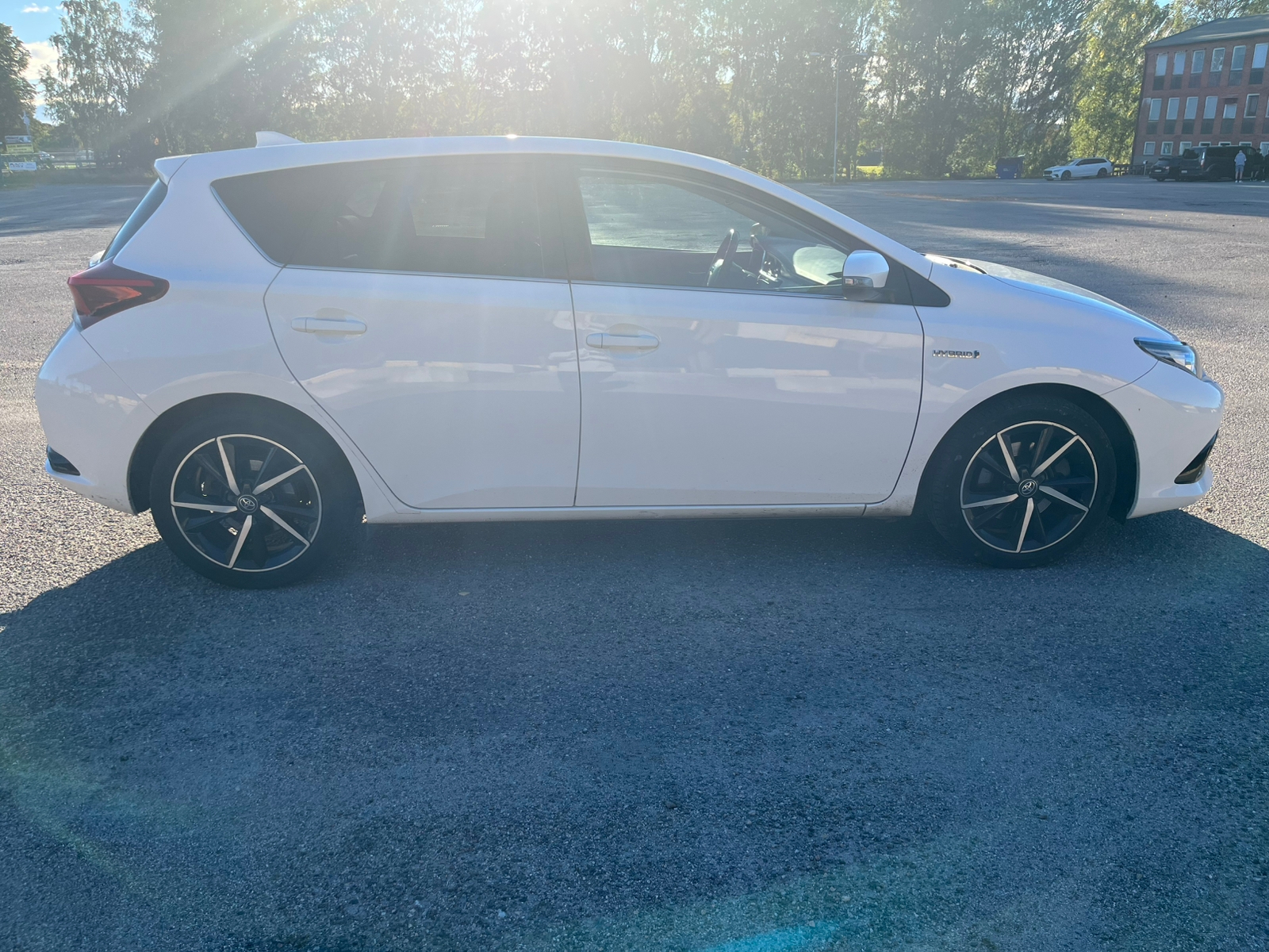 Toyota Auris 2017, bild 4/9
