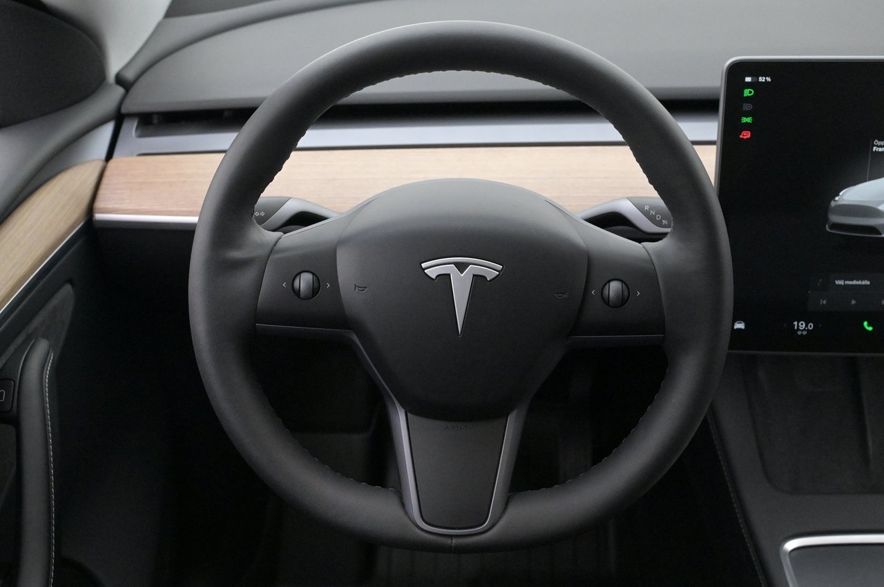 Tesla Model Y Long Range AWD Uppgr 2023, kuva 7/10