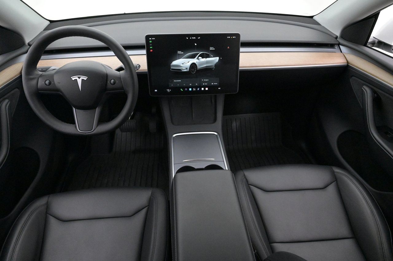 Tesla Model Y Long Range AWD Uppgr 2023, kuva 6/10