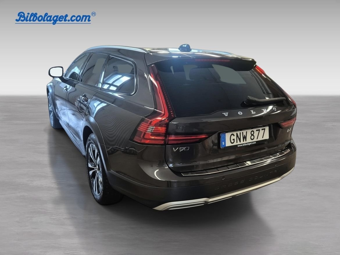 Volvo V90 Cross Country 2022, photo 7/10