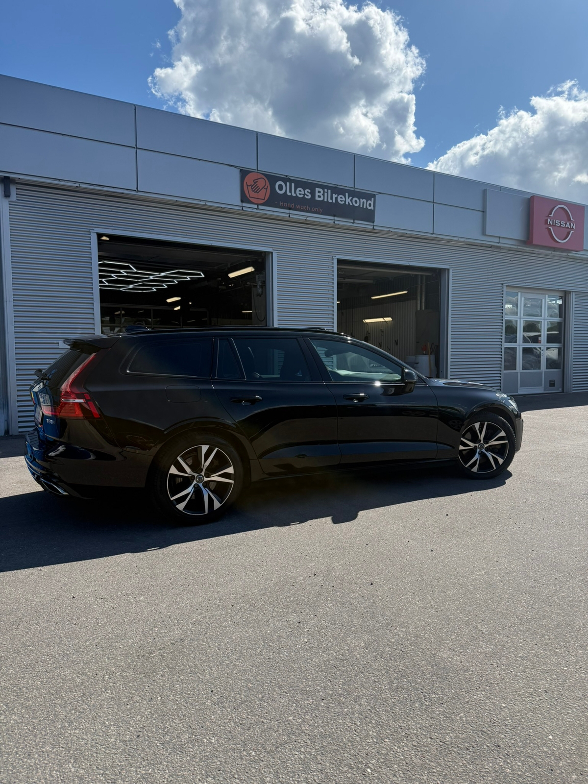 Volvo V60 T8 Twin Engine AWD Geartronic 2019, bild 5/9