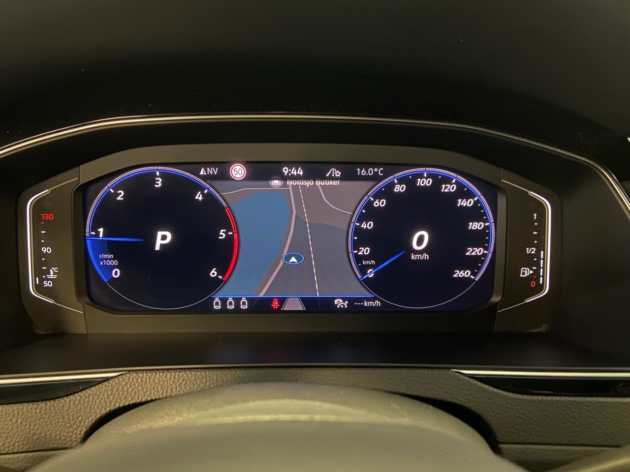 Volkswagen Passat 2021, bild 6/9