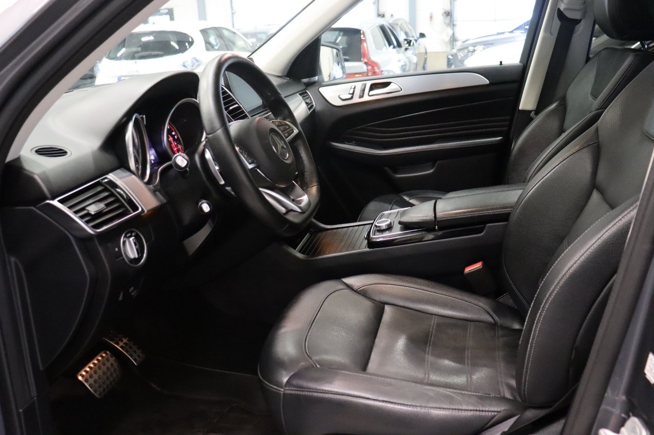 Mercedes-Benz GLE 2017, kuva 7/10