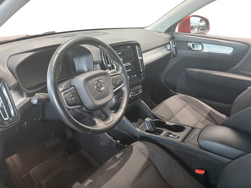 Volvo XC40 2020, kuva 5/10