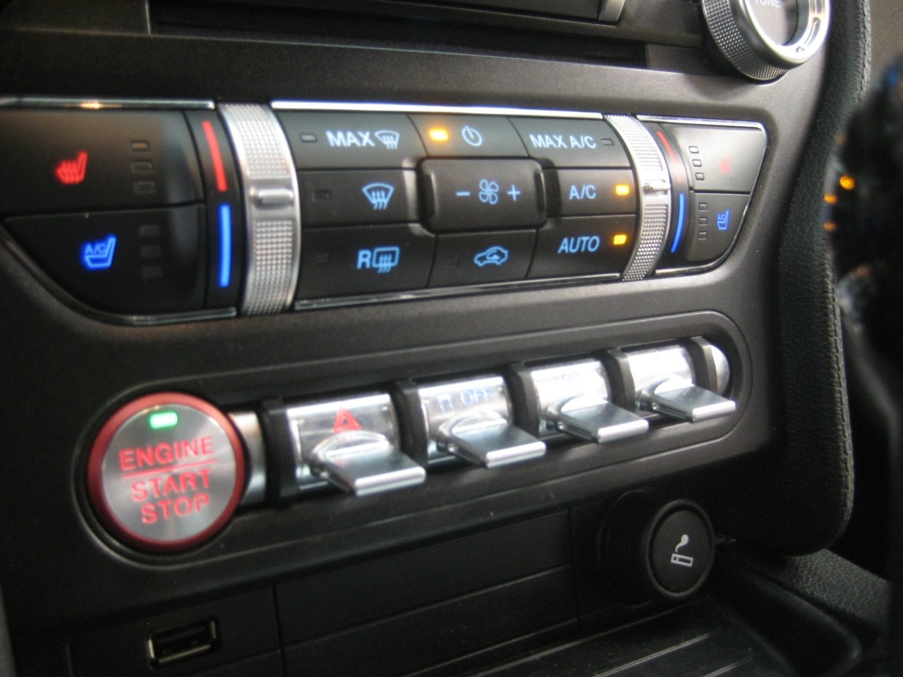 Ford Mustang GT SelectShift GT 450hk V8 2019, bild 6/10