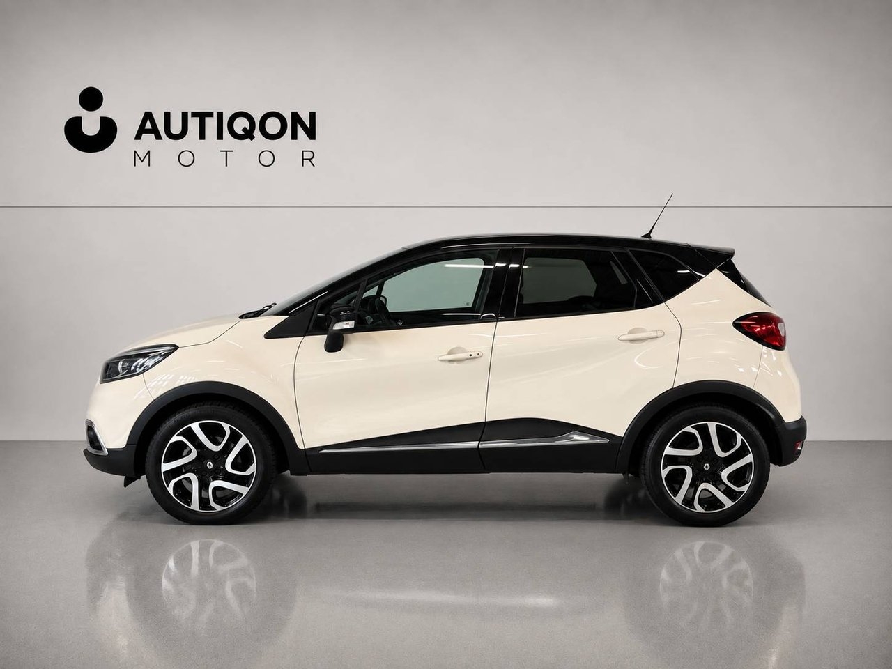Renault Captur 1.2 TCe EDC Euro 6 2016, bild 2/10