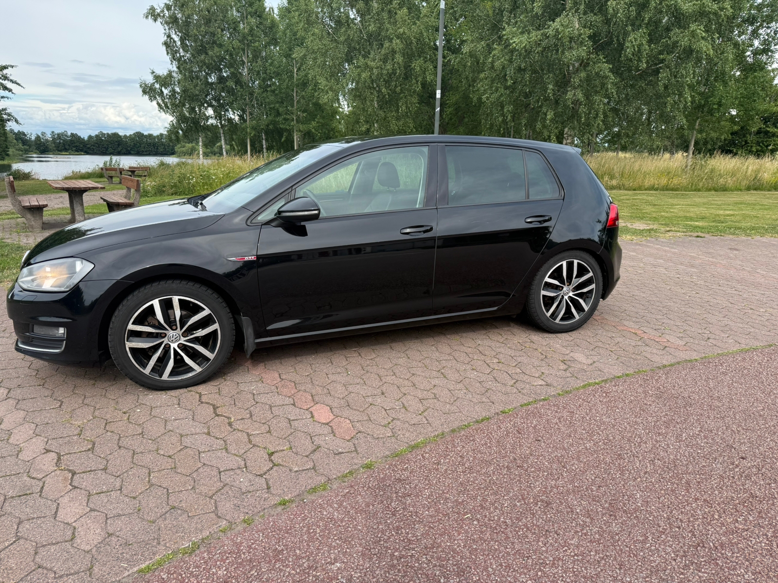Skoda Fabia Kombi 1.2 Manuell 2014, bild 2/6