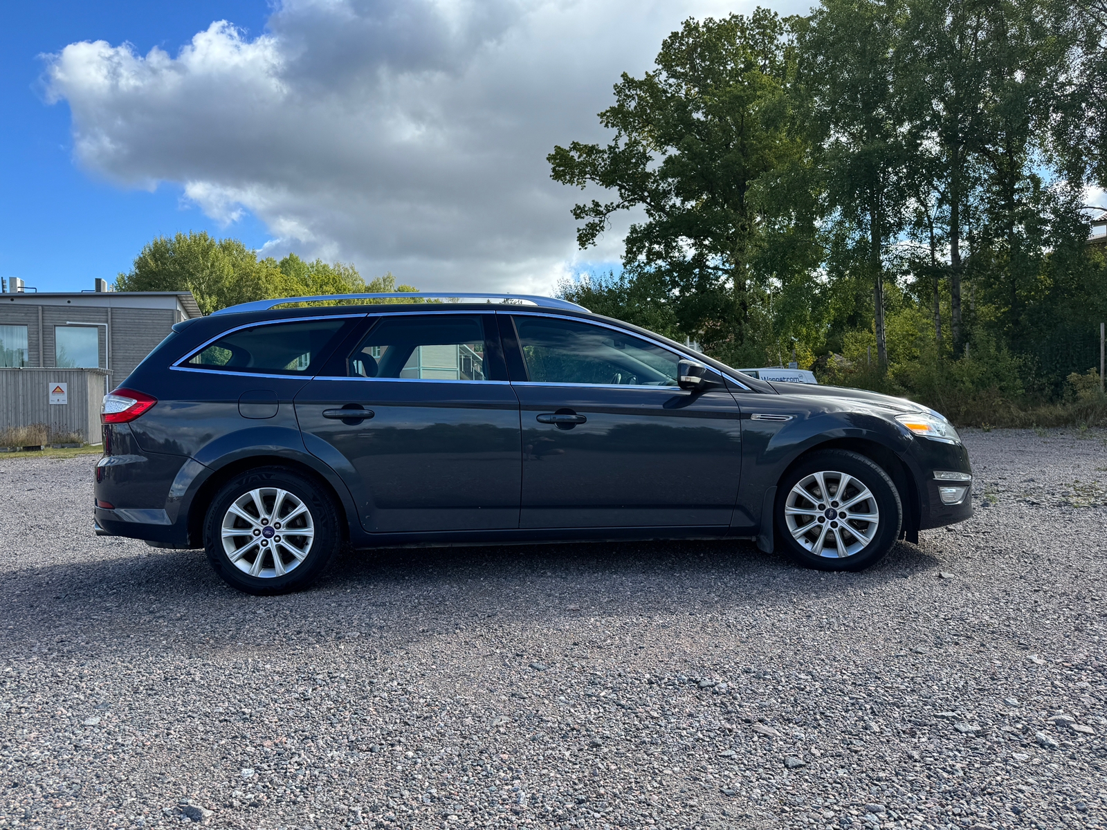 Ford Mondeo Kombi 2.2 TDCi Durashift EST 2012, bild 6/10