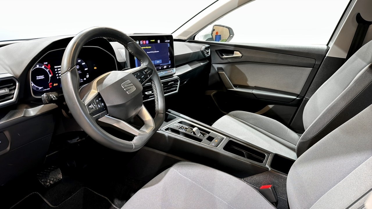 Seat Leon Sportstourer Style eTSI115 2025, kuva 7/10